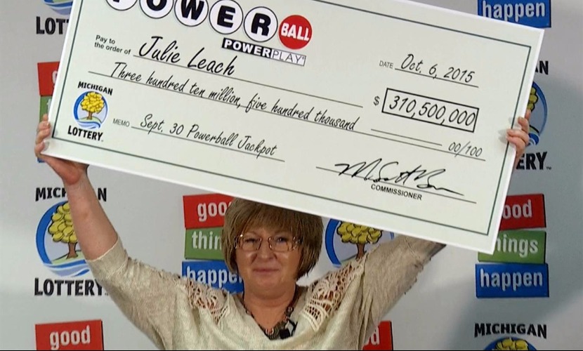 Американка забрала выигранные ею в лотерею почти 200 миллионов долларов 