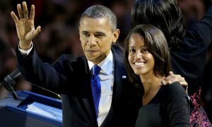 Юную красавицу-дочь Барака Обамы обнаружили на пивной вечеринке
