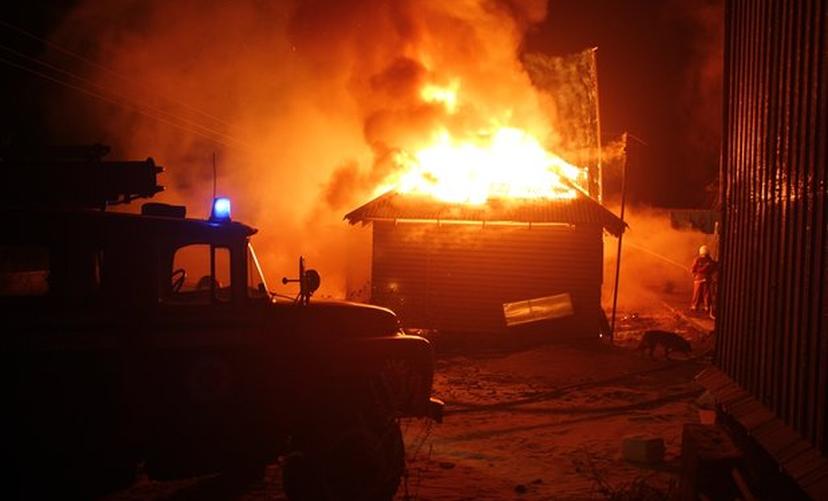 Четыре иностранца погибли в огне под Ростовом 