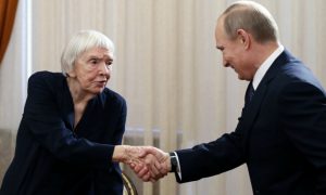 Людмила Алексеева попросила Путина отменить 