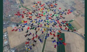 Российские парашютисты установили мировой рекорд