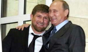 Глава Чечни Рамзан Кадыров поздравил Владимира Путина с днем рождения