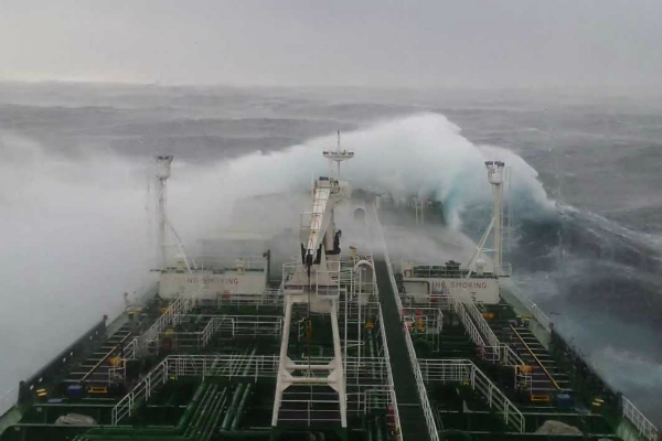 «Пираты в Атлантике»: почему захват «российского» танкера с украинским экипажем не нанес ущерба России «Пираты в Атлантике»: почему захват «российского» танкера с украинским экипажем не нанес ущерба России