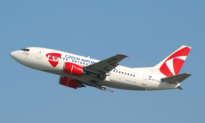 У самолета авиакомпании Czech Airlines над Амстердамом отказал двигатель 