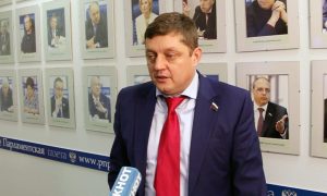 Депутат Госдумы Олег Пахолков: Руководство Украины похоже на буйного самоубийцу