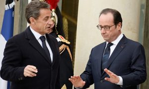 Саркози публично назвал Олланда демагогом из-за инцидента с 