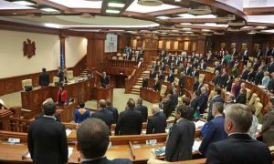 Парламент Молдавии может быть распущен в ближайшие месяцы