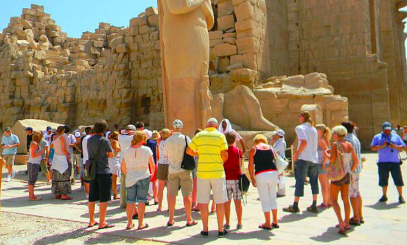 Ростуризм создает спецштаб для вывоза 45 тысяч туристов из Египта 