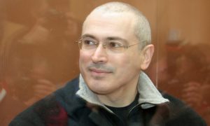 Обвинение в организации убийств предъявлено Ходорковскому