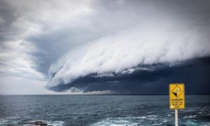 Жители Сиднея пережили облачный 