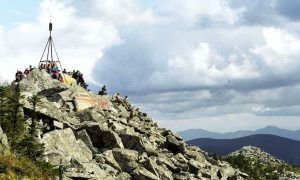 Две молодые туристки потерялись на Ливадийской горе в Приморье