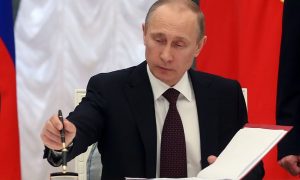 Путин временно запретил авиаперевозки россиян в Египет