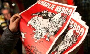 Charlie Hebdo высмеял в новых карикатурах террористов, их жертв и Эдит Пиаф
