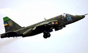 Украинский Су-25 разбился после того, как врезался в линию электропередачи