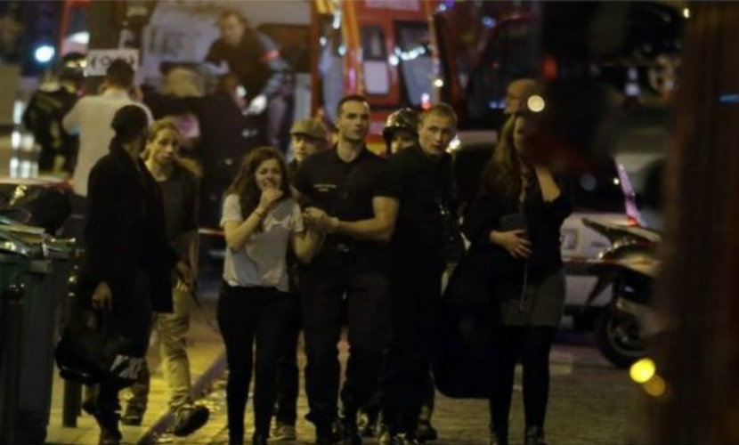 Количество жертв терактов во Франции превысило 60 человек 