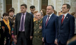 Социалисты России и Молдовы наградили увековечивших Великую Победу