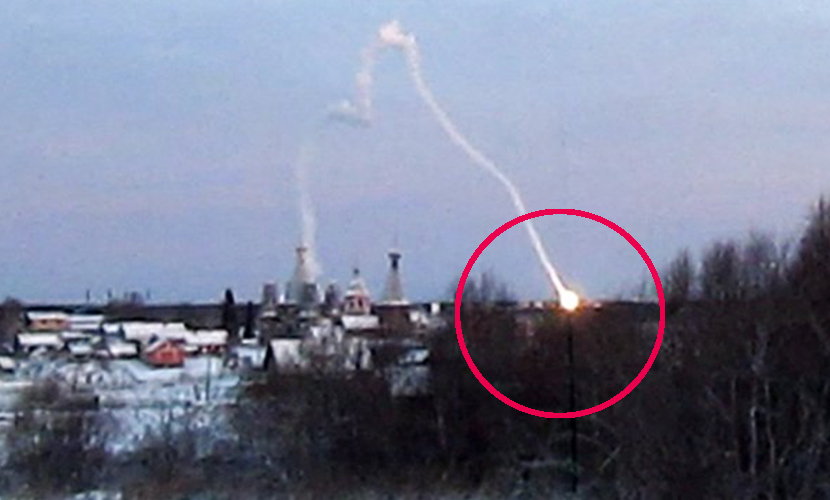 Появились фото падения крылатой ракеты в Архангельской области 