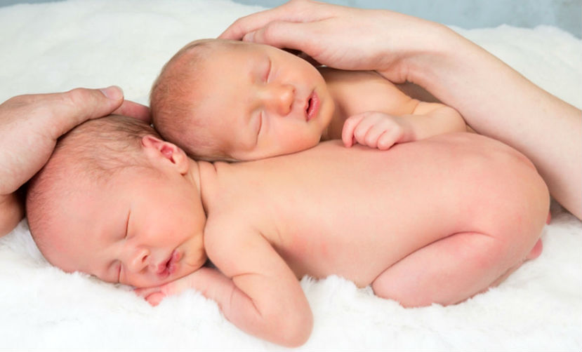 Впервые итальянка родила две пары близнецов - мальчиков и девочек 