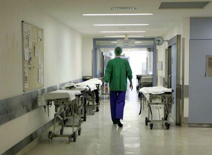 Сотни медиков отказались работать во время пандемии в Калининградской области 