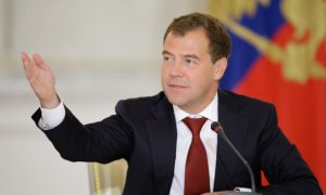 Медведев утвердил ответные санкции против Украины
