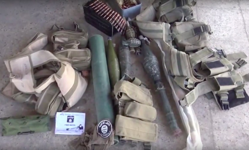 Опубликовано видео найденных вещей погибшего дагестанского снайпера - бойца ИГ 