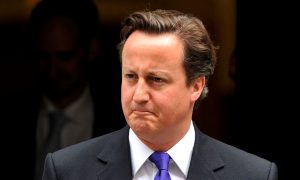 Кэмерон заявил о готовности отказаться от требований к мигрантам ради ЕС