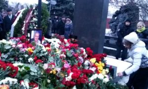 Эльдара Рязанова похоронили под композицию из 