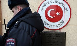 Составлен список российских компаний, в которых могут работать граждане Турции