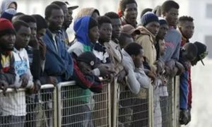 Страны ЕС объявили бойкот плану по размещению беженцев