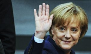 Меркель пообещала, что выгонит беженцев из Европы сразу после войны