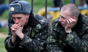 Украинских военных в Донбассе подкосила «эпидемия» алкогольного гомосексуализма