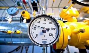 Украина отказалась от российского газа из-за его высокой стоимости, - Яценюк