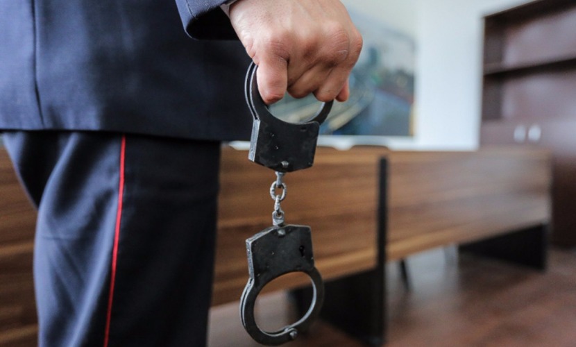 Москвич сдался полиции и признался, что из ревности изнасиловал знакомую девушку 