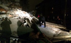 Три человека спасены из-под завалов жилого дома в Ярославле