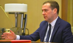 История России показала, что санкции ее не изменят, - Медведев