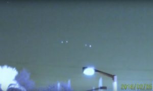 Парад НЛО над американской военной базой в Лас-Вегасе снял очевидец