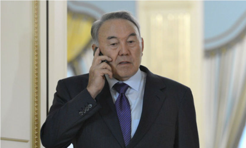 Сразу же после отъезда Давутоглу президент Назарбаев позвонил Путину с отчетом о встрече 