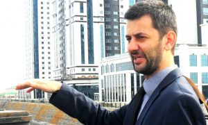 Чеченский активист вызвал оппозиционера Яшина на дебаты в шашлычной