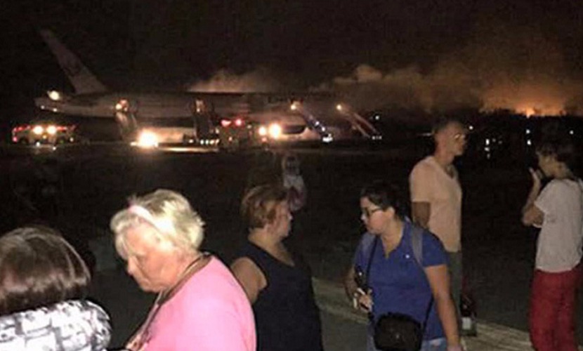 Опубликовано видео эвакуации российских туристов с горящего Boeing в аэропорту Пунта-Кана 