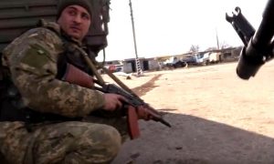 Украинская армия с боями вытеснила ополчение из Авдеевки и жестоко обстреляла Донецк