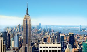 Самый известный небоскреб Нью-Йорка атаковал дрон