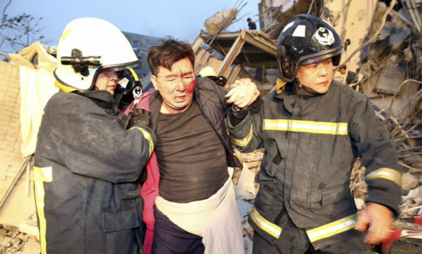 Число жертв землетрясения на Тайване достигло шести, пострадали более 300 человек 