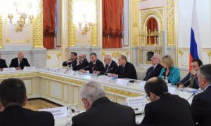 Путин убрал из состава совета по правам человека России семерых депутатов и общественников