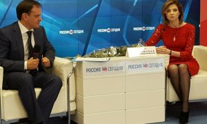 Наталья Поклонская в сексуальном красном платье заявила о великой победе