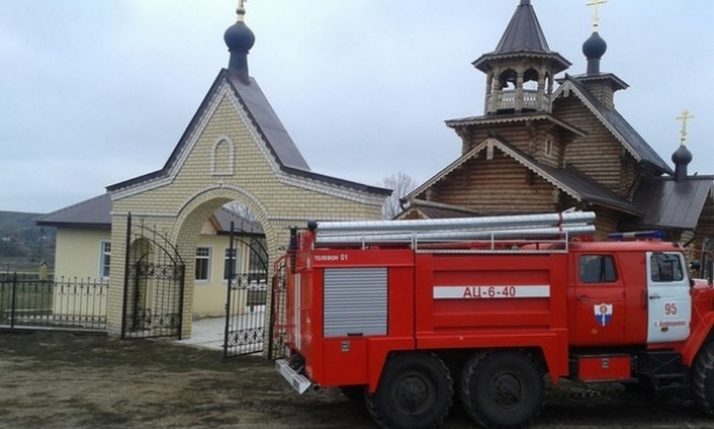 Церковь обрушилась в селе Воронежской области, где ранее сгорел психдиспансер 
