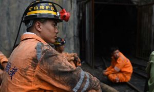 12 горняков погибли при взрыве на шахте в Китае