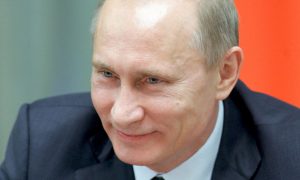 Путин требует от мэров отстаивать интересы малого и среднего бизнеса