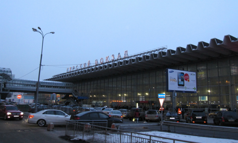В Москве из-за угрозы взрыва эвакуировали около тысячи человек с Курского вокзала 