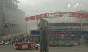 Видео масштабного пожара в московском магазине пиротехники попало в Сеть