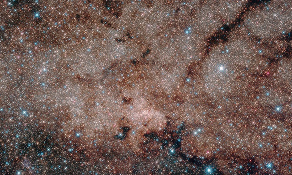 Фотографию центра Млечного Пути с 10 миллионами звезд опубликовало НАСА 